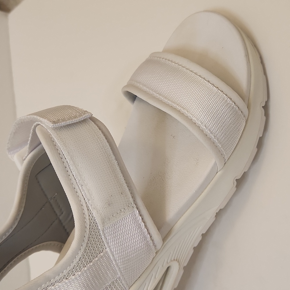 Skechers Women's Cali Uno New Sesh White Sandal Size 9 - Picture 2 of 10